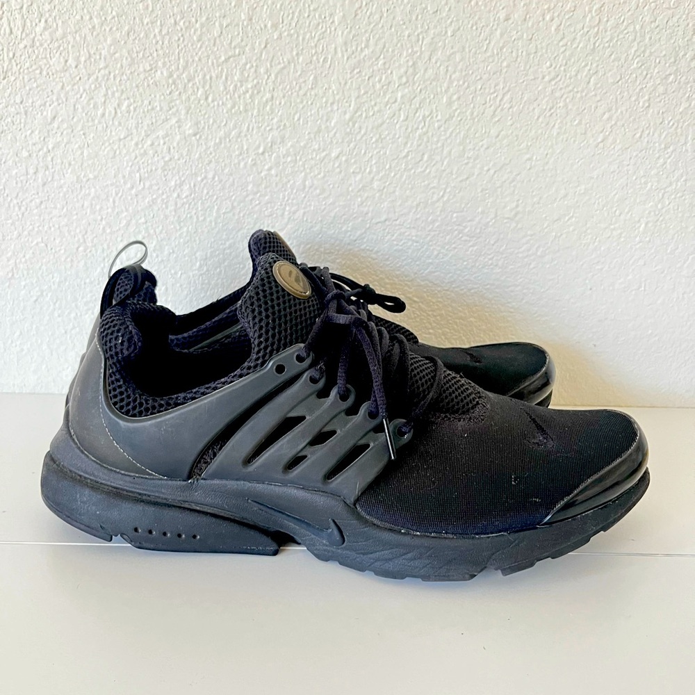 Nike men’s 11